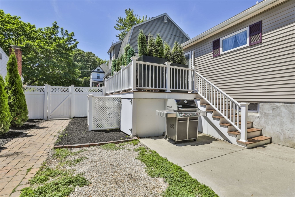 16 Endicott Street Saugus, MA 01906 - Photo 41 of 42