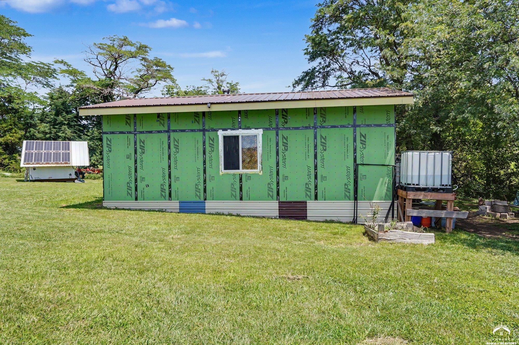 17846 270th Road Whiting, KS 66552 - Photo 4 of 43