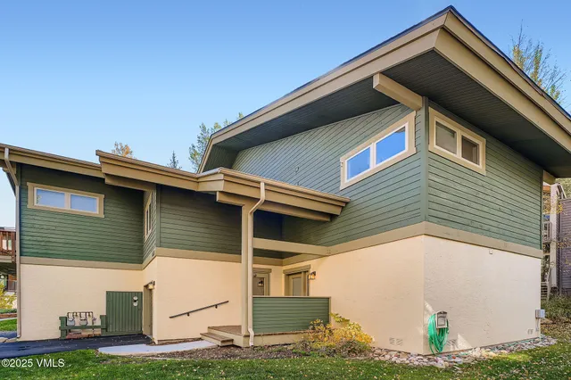 $799,000 | 2772 Kinnickinnick Road, Unit C, Vail, CO 81657