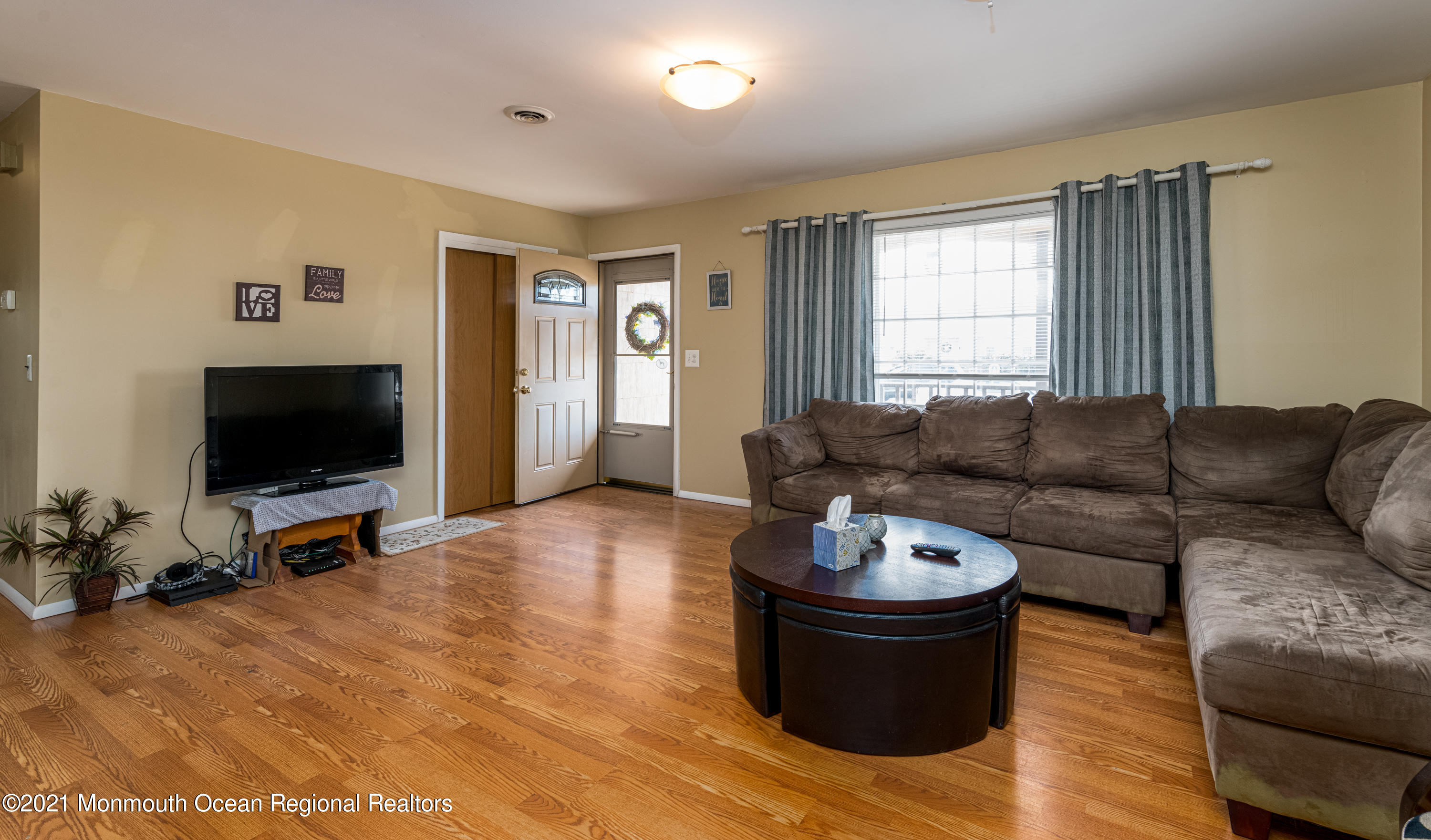 7 Langley Road Toms River, NJ 08757 - Photo 3 of 18 7 Langley Rd-9