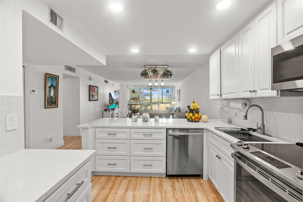 3080 North Course Drive, Unit 304 Pompano Beach, FL 33069 - Photo 9 of 42