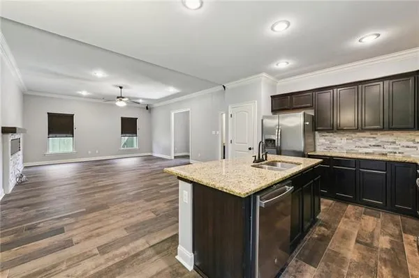 $2,399 | 69332 Taverny Court, Madisonville, LA 70447