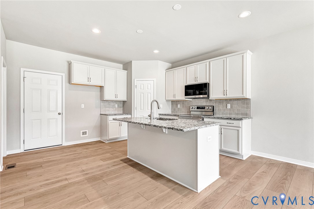 10010 Cool Spring Road Mechanicsville, VA 23116 - Photo 3 of 13 Gallery Image 3