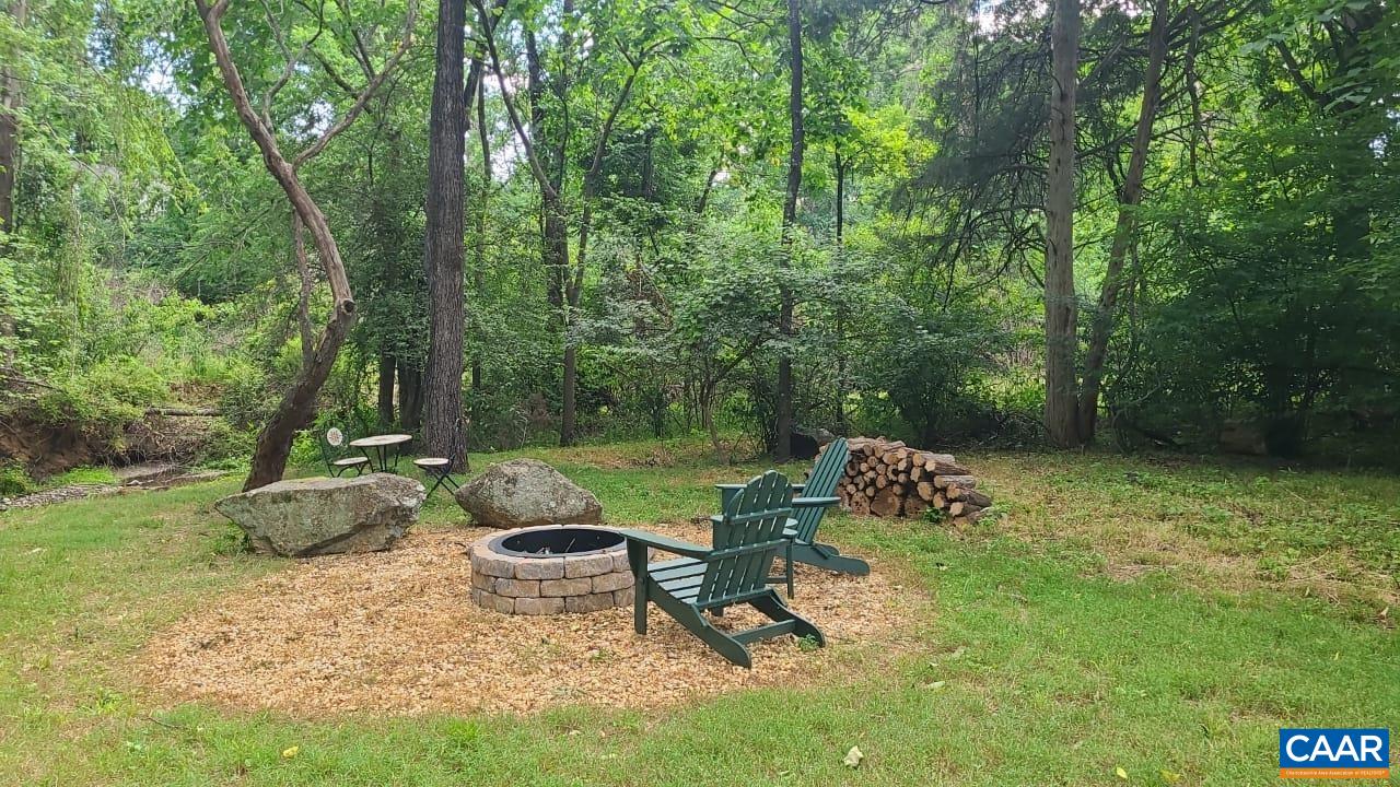 6285 Jarmans Gap Road Crozet, VA 22932 - Photo 22 of 32
