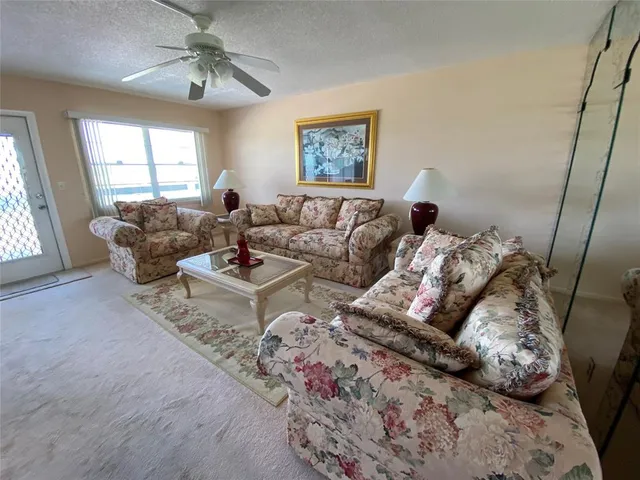 $145,000 | 4101 Oakridge V, Unit 4101, Deerfield Beach, FL 33442