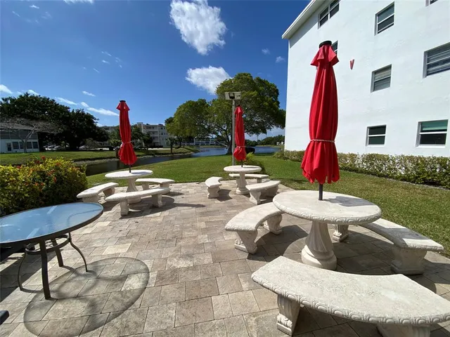 $145,000 | 4101 Oakridge V, Unit 4101, Deerfield Beach, FL 33442