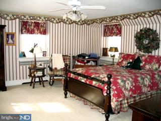 231 North Bent Road Cheltenham, PA 19095 - Photo 2 of 6