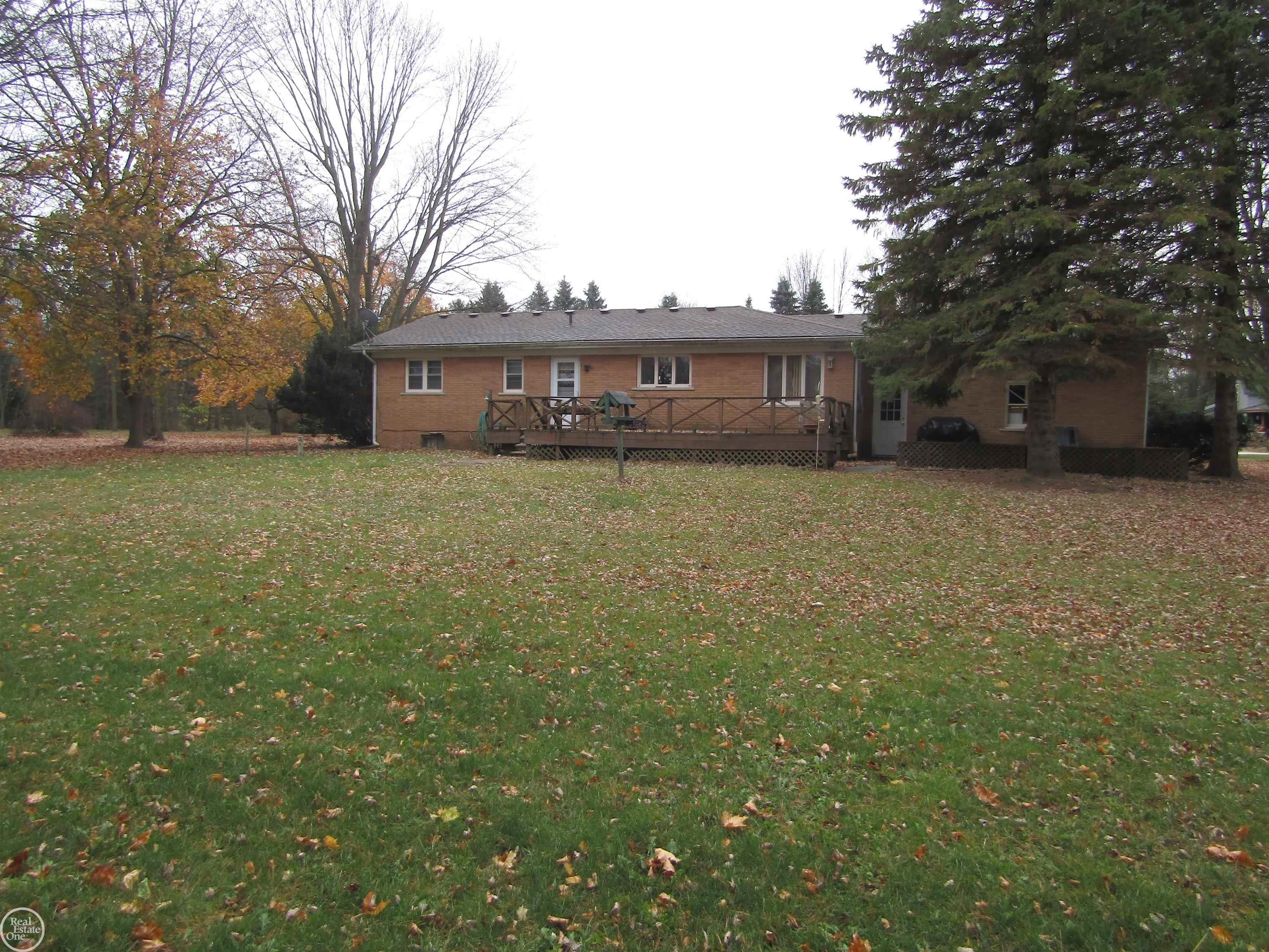 14870 Sharrard Road Allenton, MI 48002 - Photo 21 of 29