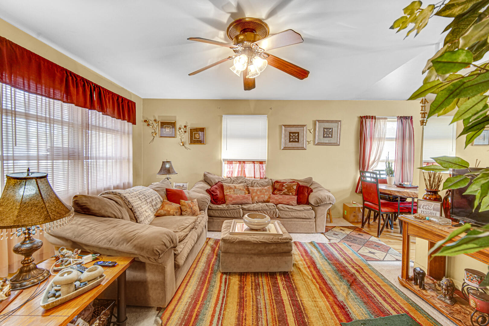 4123 West 19th Place Gary, IN 46404 - Photo 4 of 11 a living room with furniture and a rug