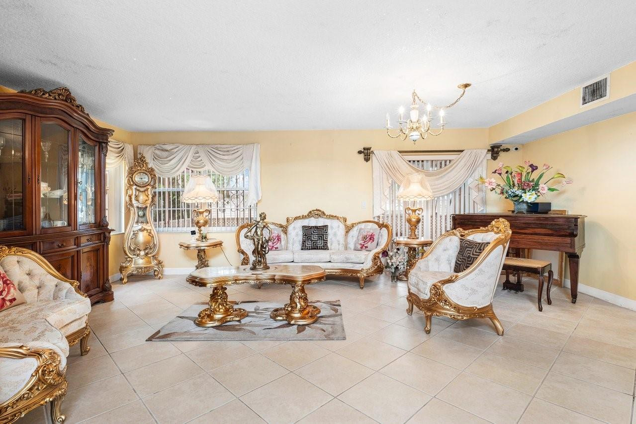 11188 Sandpoint Terrace Boca Raton, FL 33428 - Photo 6 of 33 Photo 6