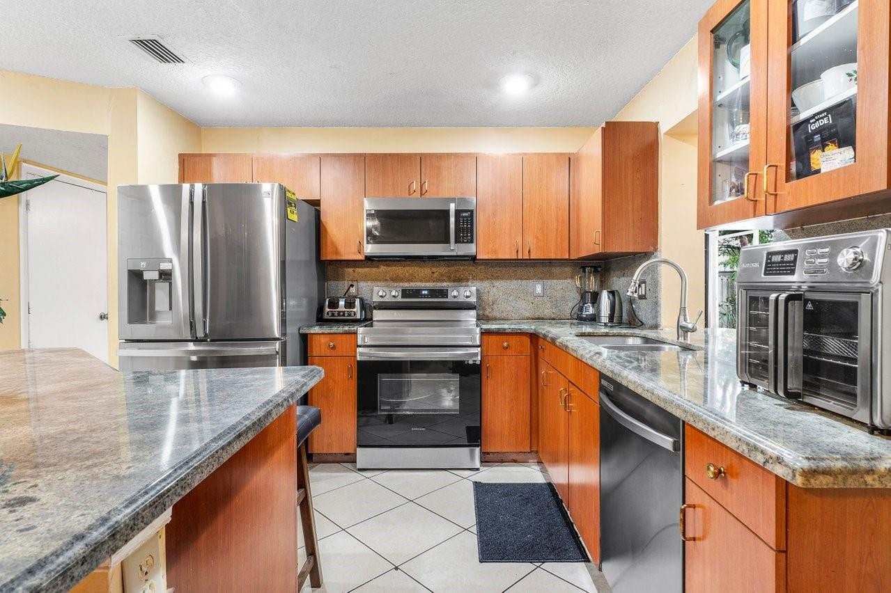 11188 Sandpoint Terrace Boca Raton, FL 33428 - Photo 9 of 33 Photo 9