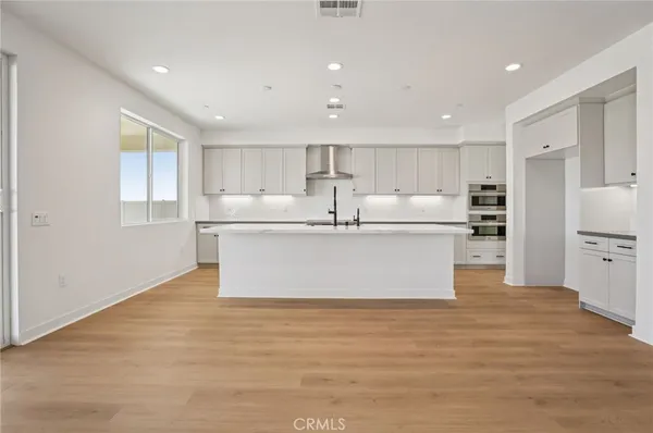 $811,990 | 39270 Saddle Drive, Palmdale, CA 93551