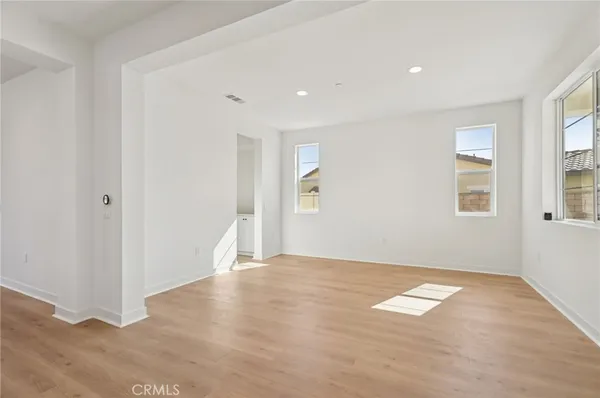 $811,990 | 39270 Saddle Drive, Palmdale, CA 93551