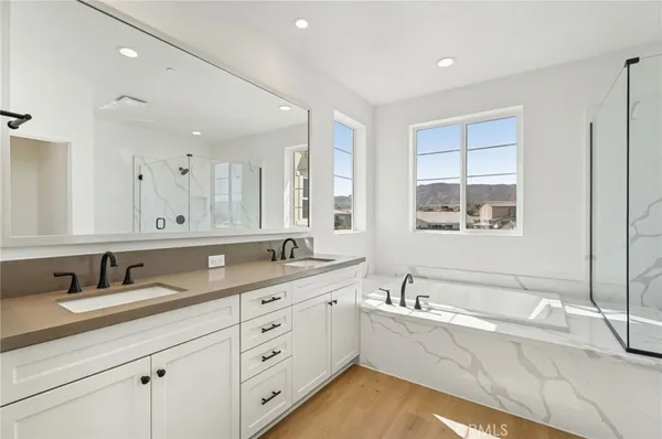 $811,990 | 39270 Saddle Drive, Palmdale, CA 93551