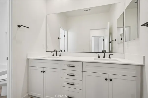 $811,990 | 39270 Saddle Drive, Palmdale, CA 93551