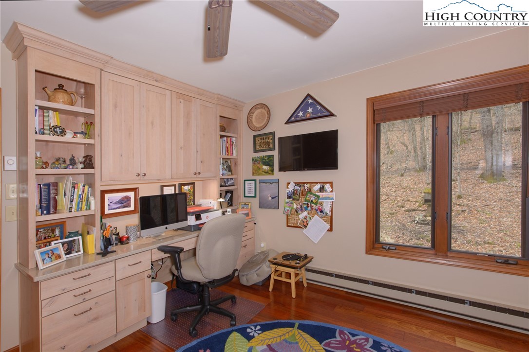 122 Tamarack Road Beech Mountain, NC 28604 - Photo 15 of 49 Gallery Image 15