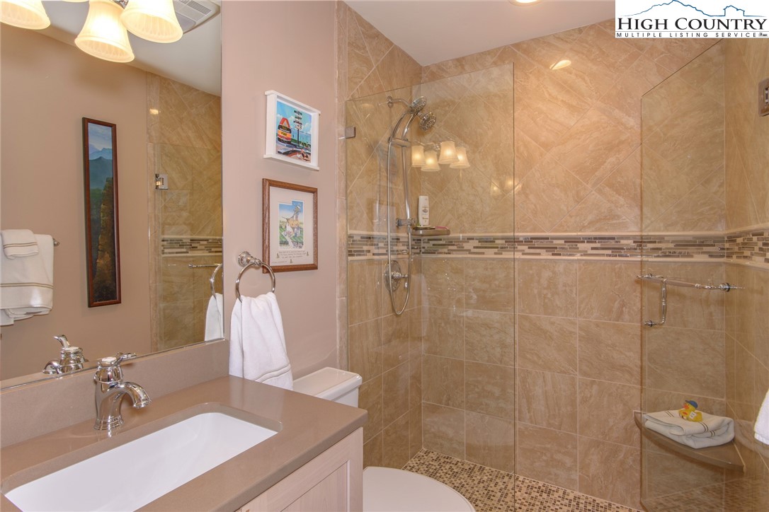 122 Tamarack Road Beech Mountain, NC 28604 - Photo 17 of 49 Gallery Image 17