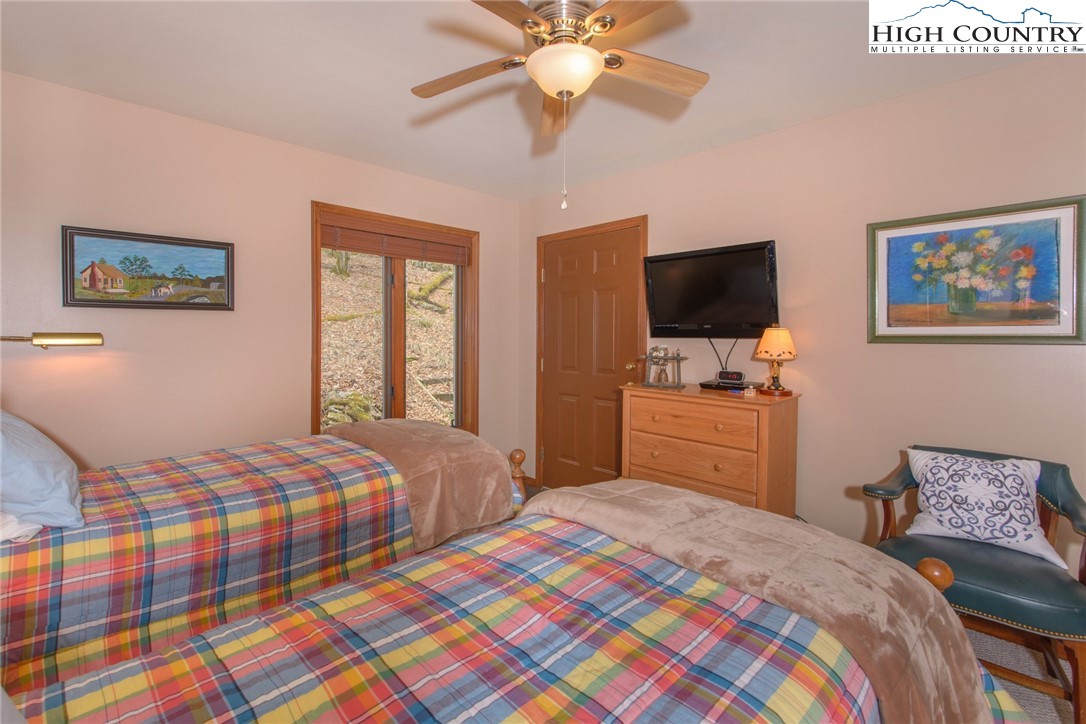 122 Tamarack Road Beech Mountain, NC 28604 - Photo 27 of 49 Gallery Image 27