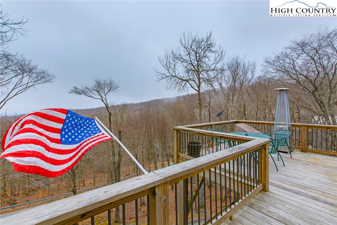 122 Tamarack Road Beech Mountain, NC 28604 - Photo 36 of 49 Gallery Image 36