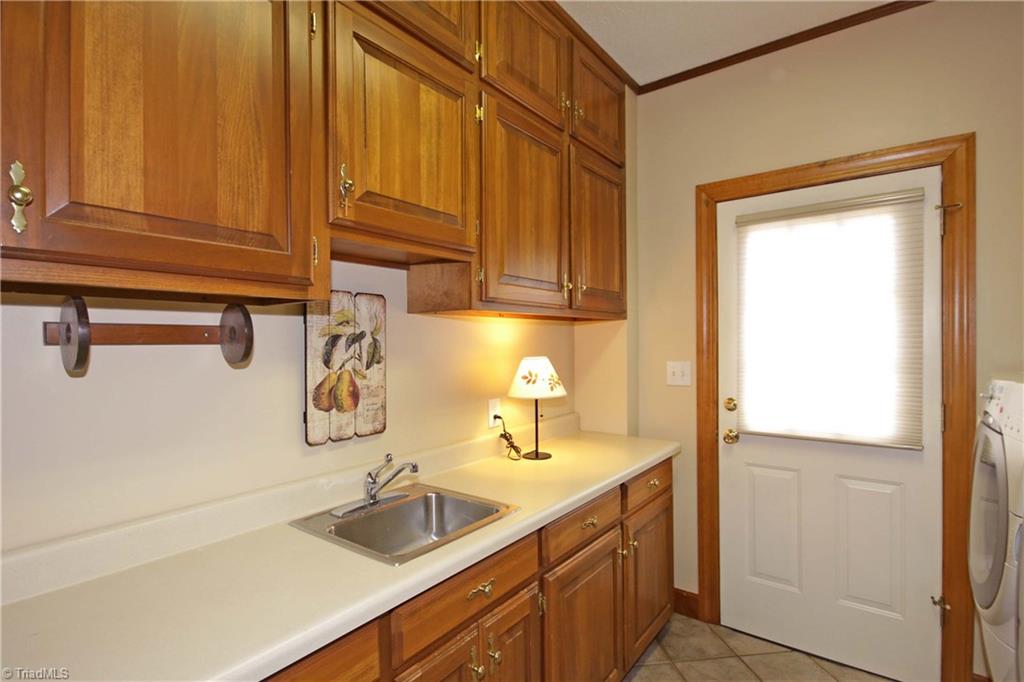 1336 Friendship Road Statesville, NC 28625 - Photo 18 of 24 Gallery Image 18