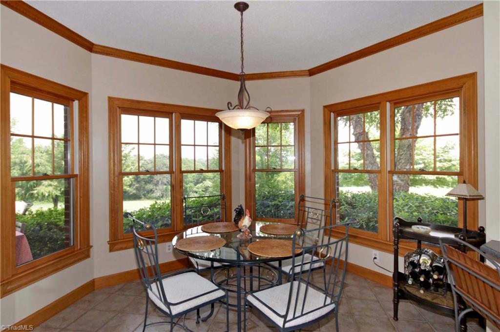 1336 Friendship Road Statesville, NC 28625 - Photo 6 of 24 Gallery Image 6