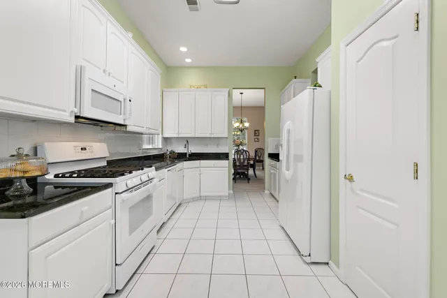 $499,900 | 11 Brightwinds Court, Lakewood, NJ 08701