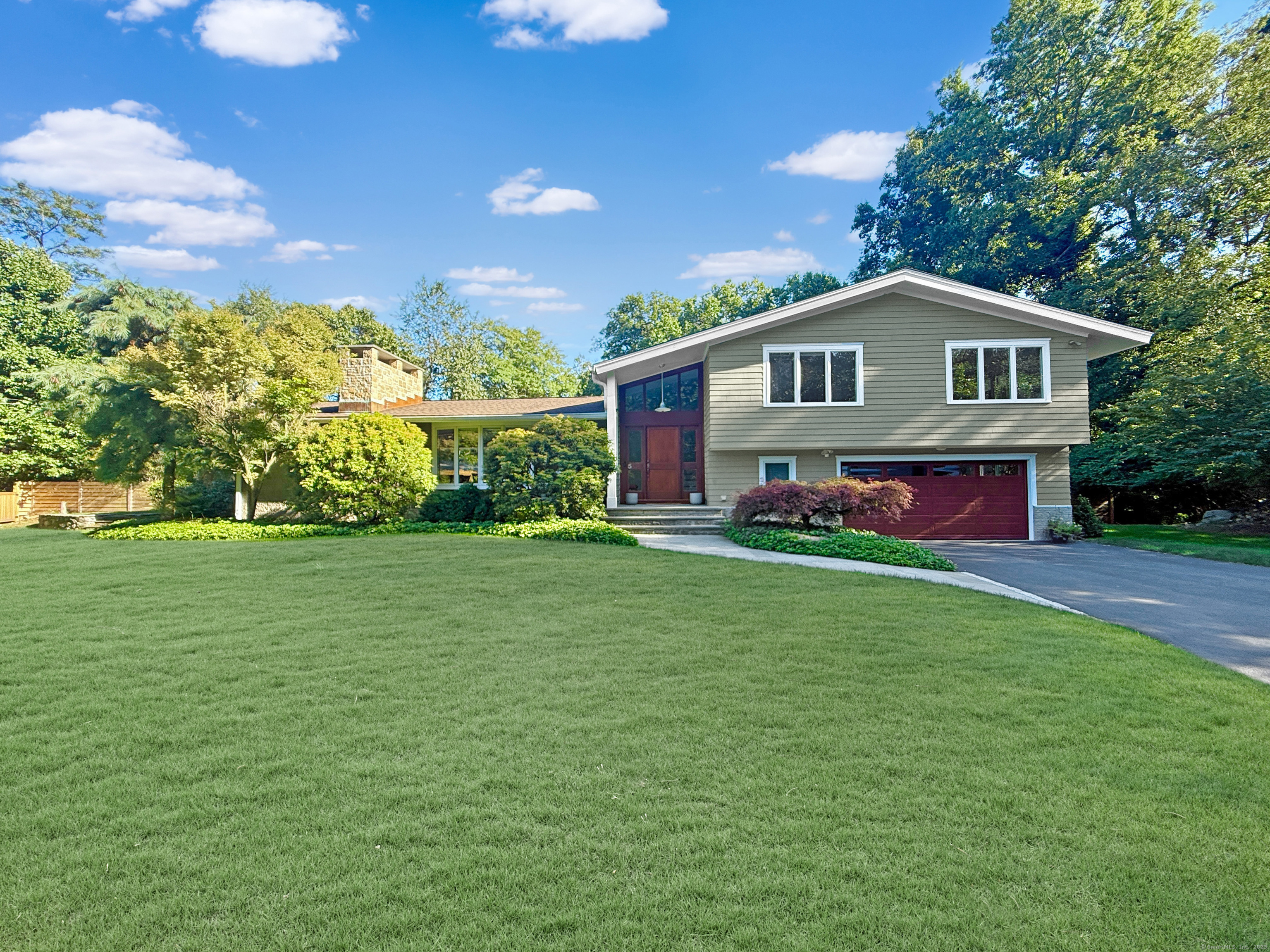 5 Dancing Bear Road Norwalk, CT 06853 - Photo 1 of 1
