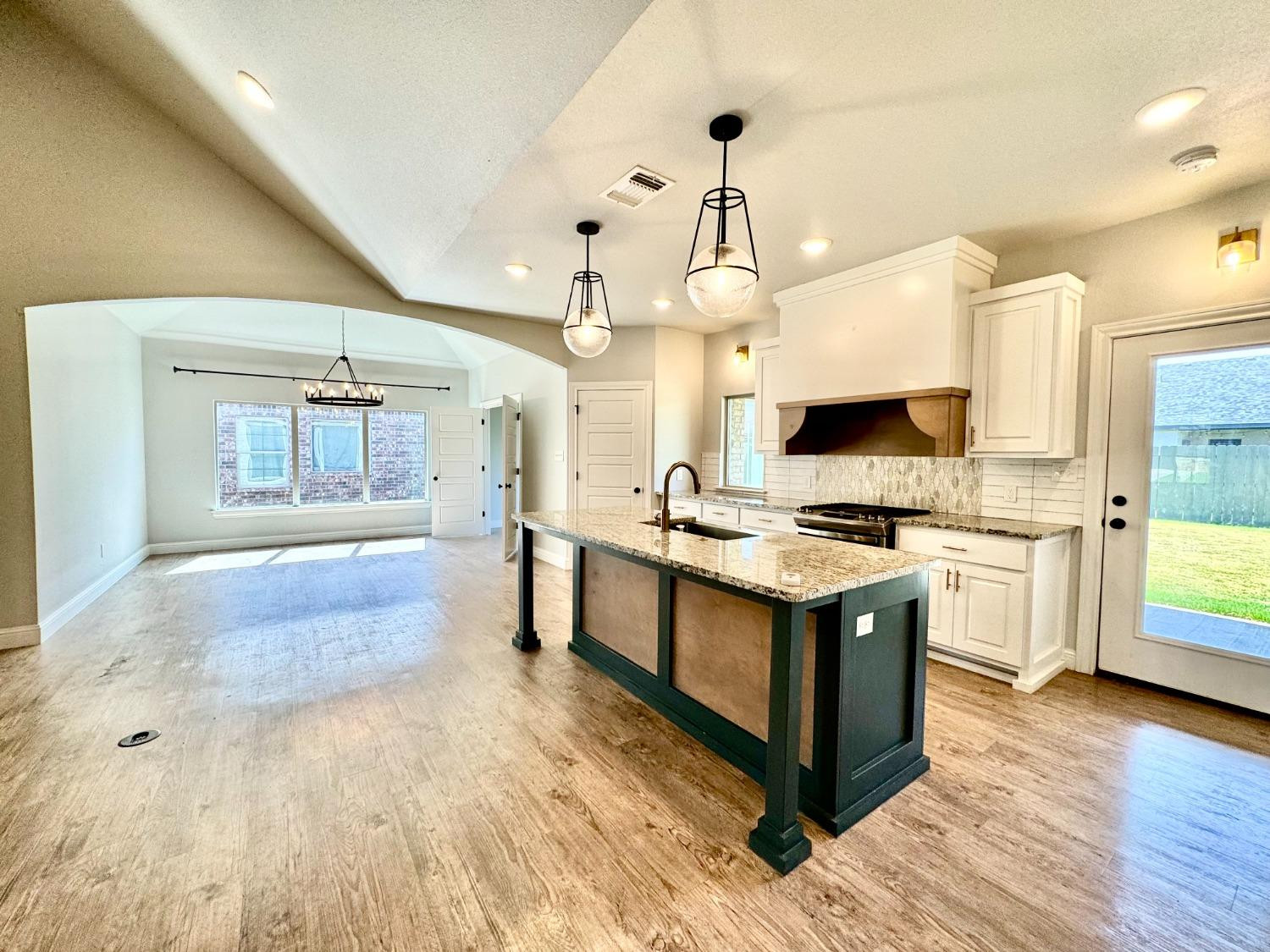 5607 117th Street Lubbock, TX 79424 - Photo 6 of 30 Photo 6