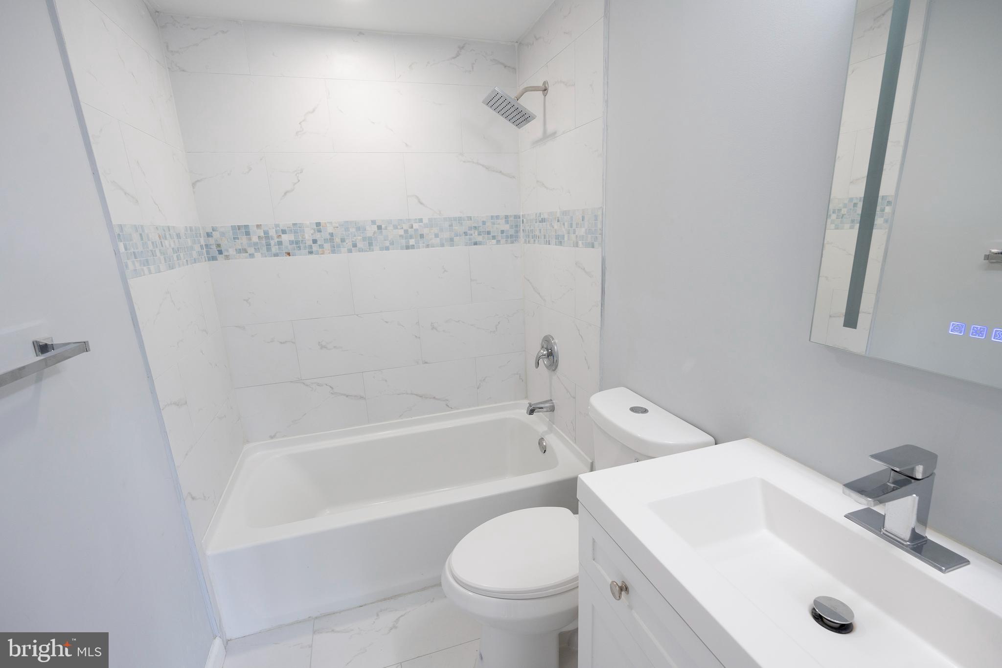 18 Regency Drive Mount Holly, NJ 08060 - Photo 11 of 15