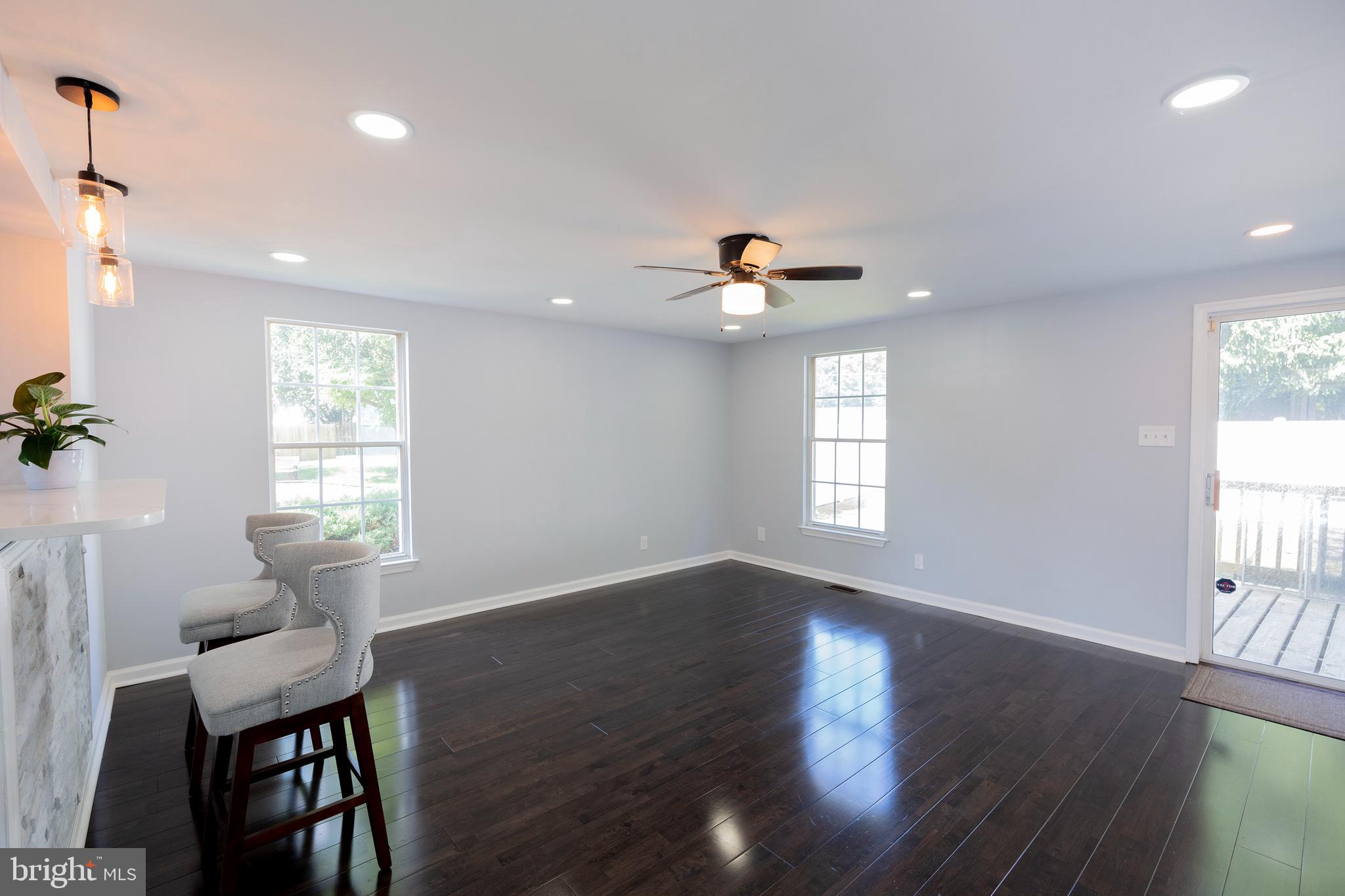 18 Regency Drive Mount Holly, NJ 08060 - Photo 4 of 15