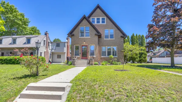 $424,900 | 1919 North 4th Street, Sheboygan, WI 53081