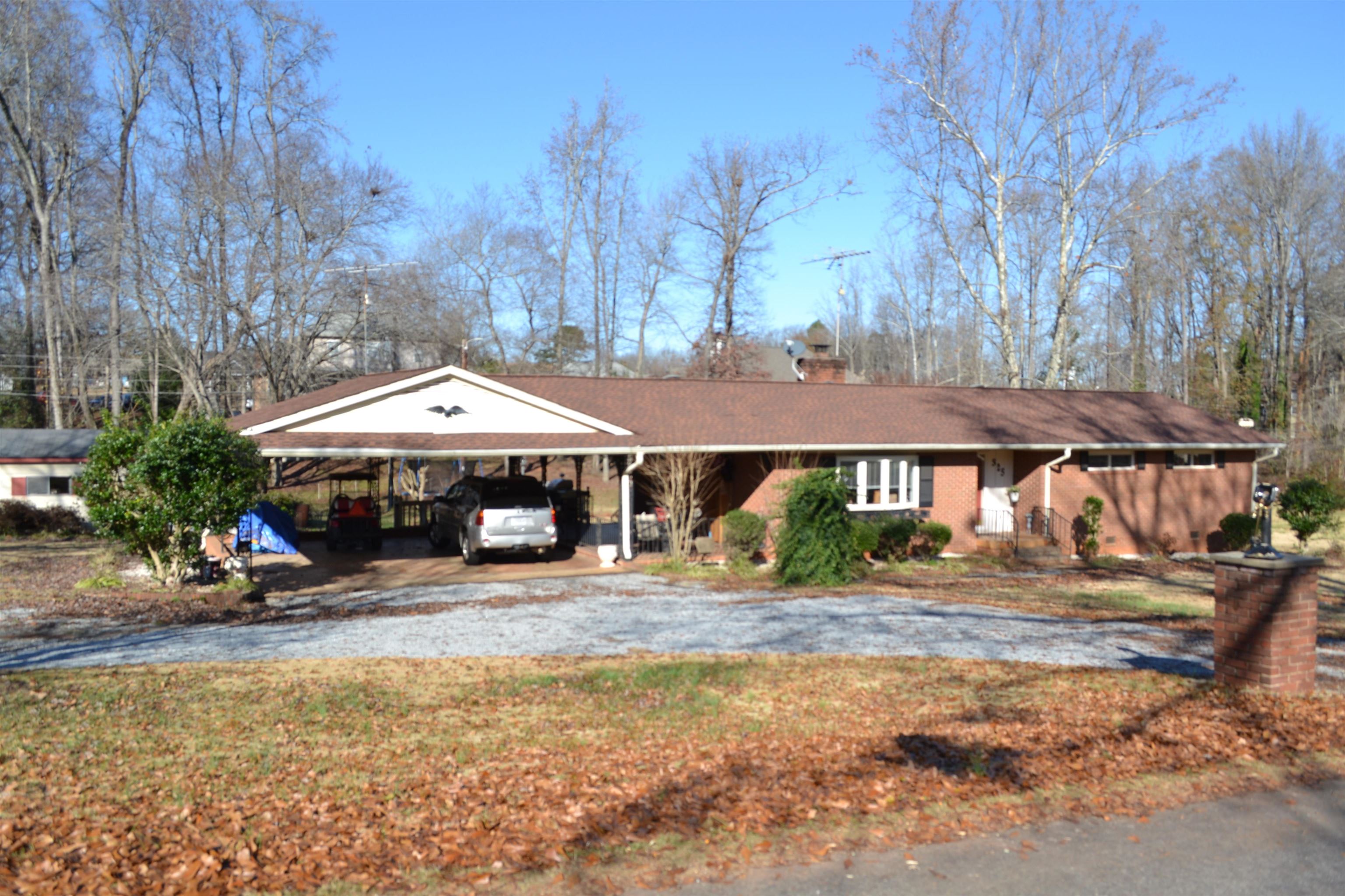 325 Johnson Avenue Inman, SC 29349 - Photo 1 of 34
