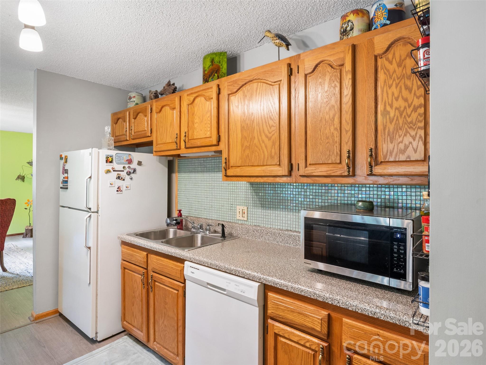 246 Mountain Farm Road Burnsville, NC 28714 - Photo 9 of 37