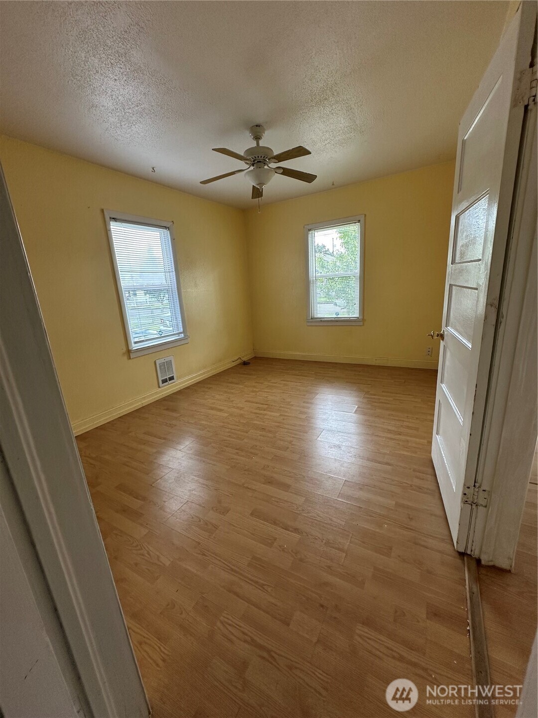 3102 Garfield Street Longview, WA 98632 - Photo 9 of 14