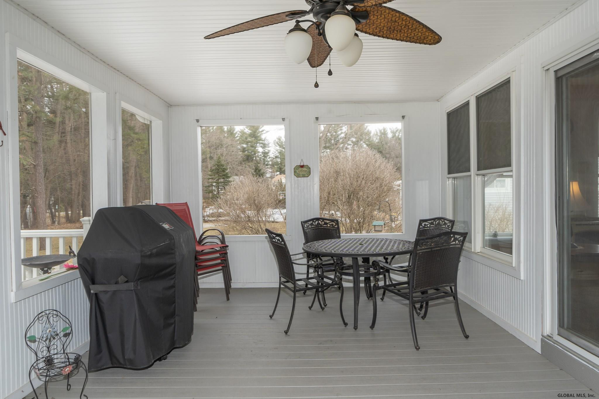 17 Robinhood Road Guilderland, NY 12203 - Photo 17 of 53 Photo 17