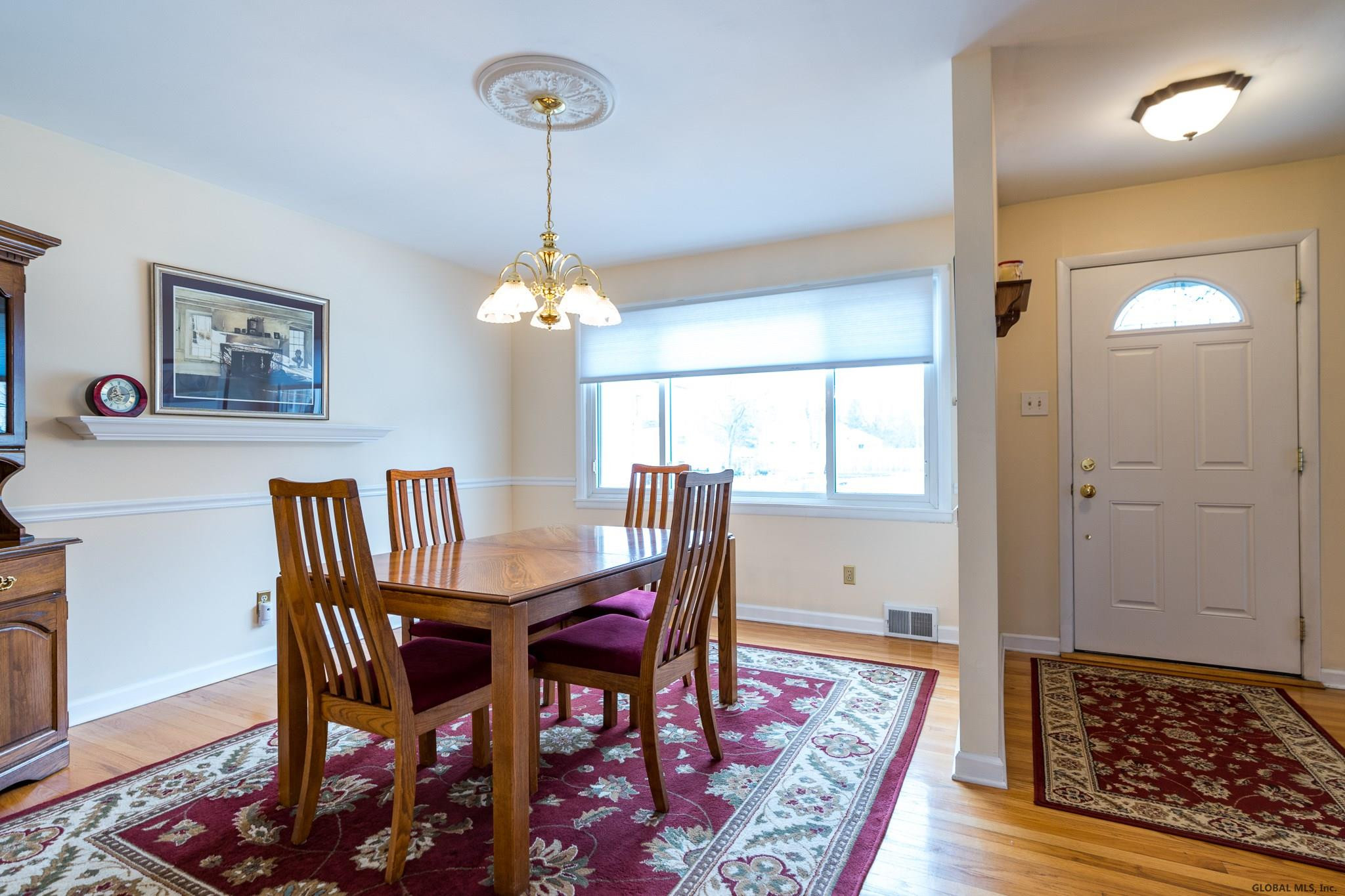 17 Robinhood Road Guilderland, NY 12203 - Photo 6 of 53 Photo 6