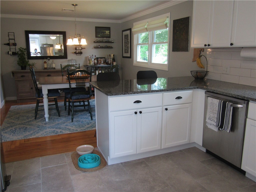 9 Rolling Acres Drive Cumberland, RI 02864 - Photo 11 of 31 Gallery Image 11