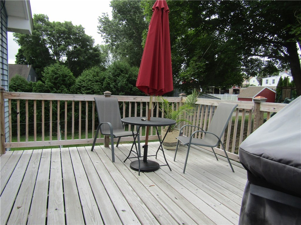 9 Rolling Acres Drive Cumberland, RI 02864 - Photo 3 of 31 Gallery Image 3