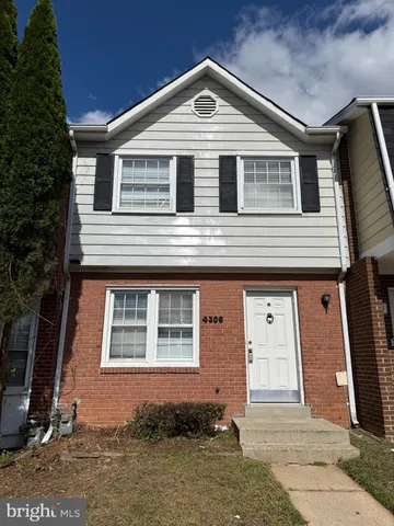 $2,200 | 4306 Eileen Court, Woodbridge, VA 22193