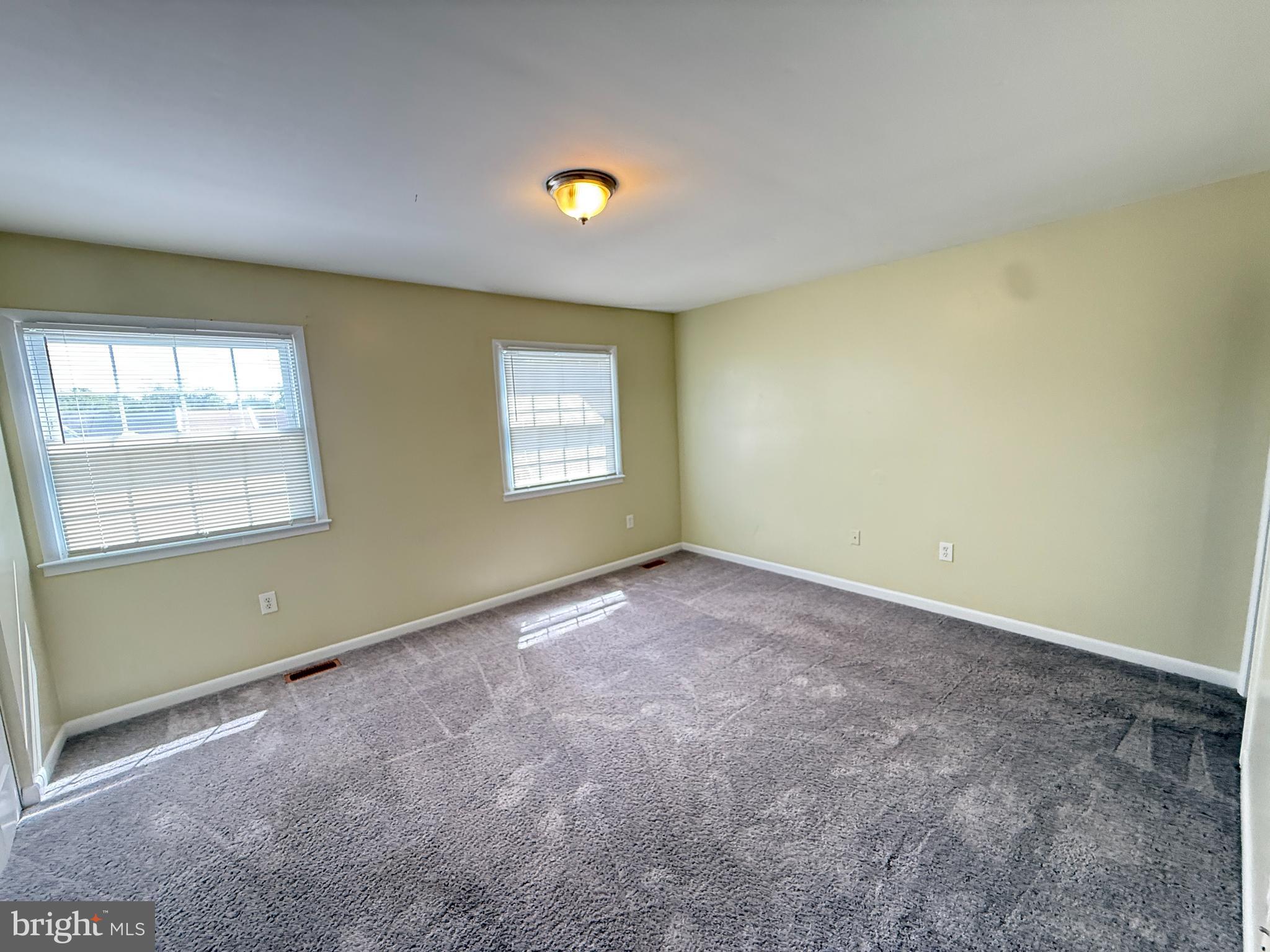 4306 Eileen Court Woodbridge, VA 22193 - Photo 10 of 14