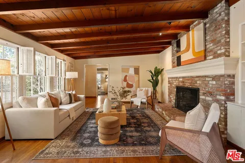 $4,799,000 | 432 Ocampo Drive, Pacific Palisades, CA 90272
