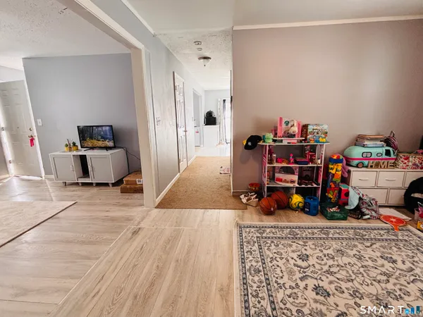 $339,900 | 36 Rte 2a, Preston, CT 06365