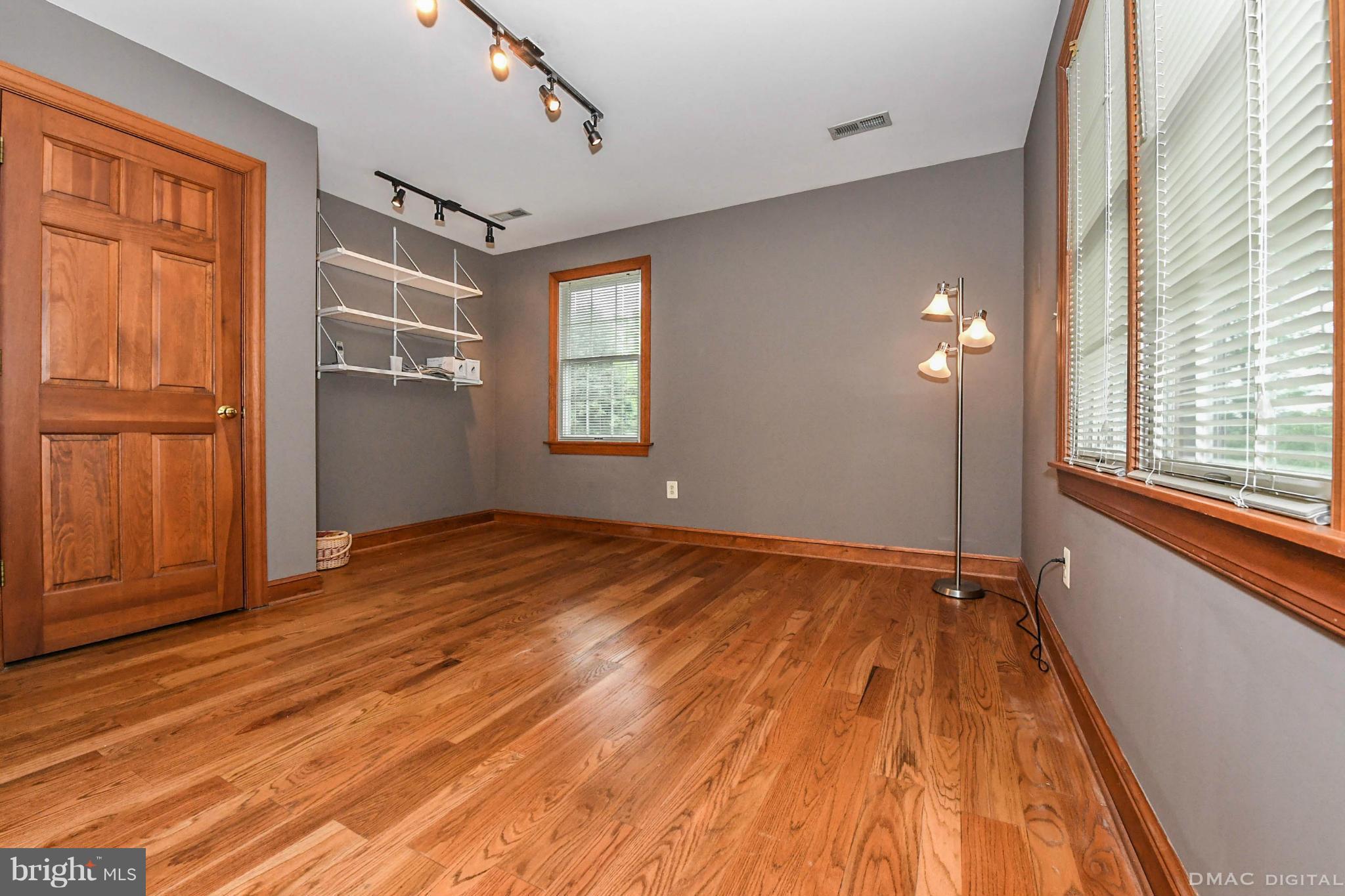 6739 South Clifton Road Frederick, MD 21703 - Photo 14 of 30 Interior (General)