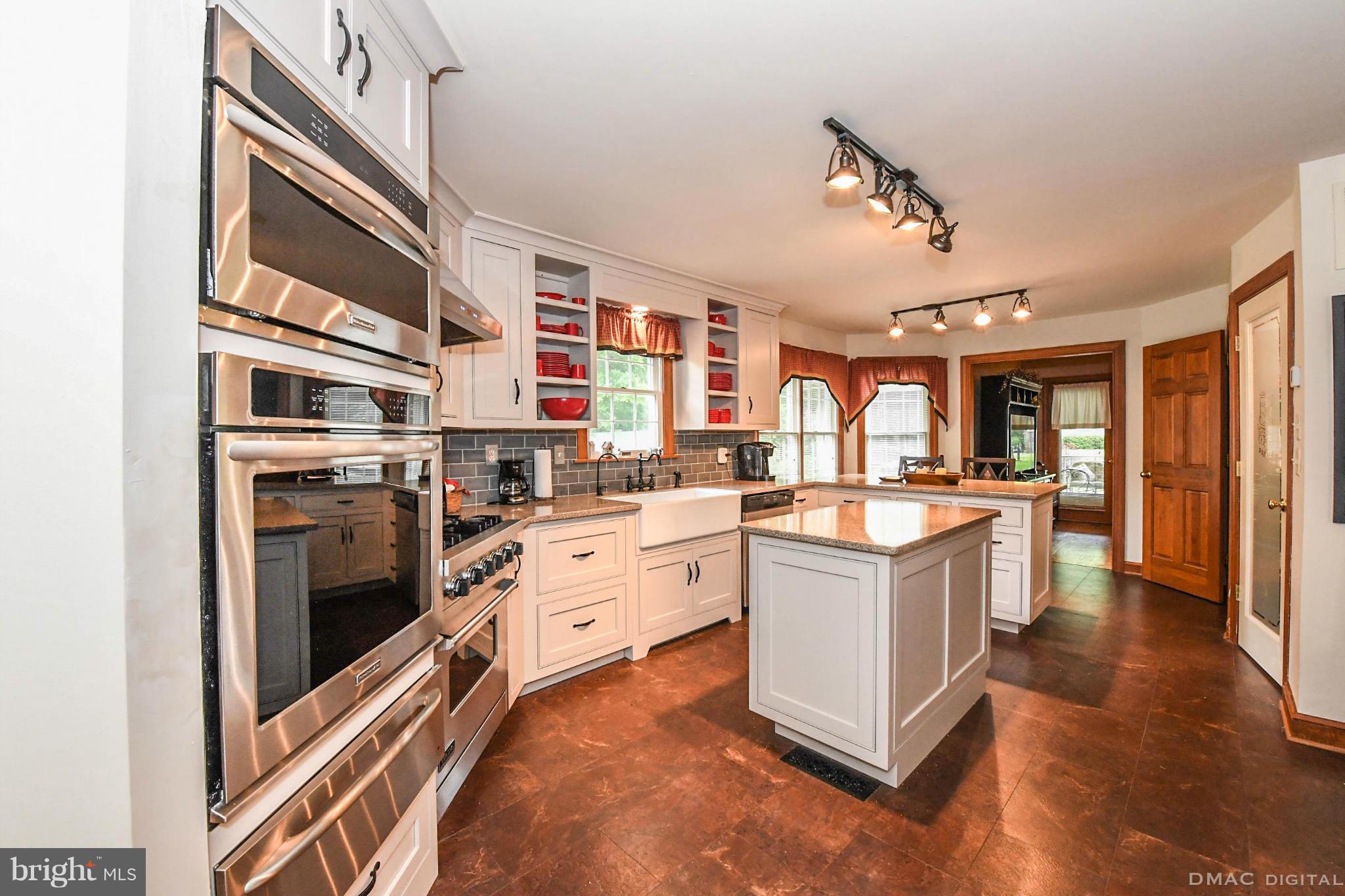 6739 South Clifton Road Frederick, MD 21703 - Photo 10 of 30 Interior (General)