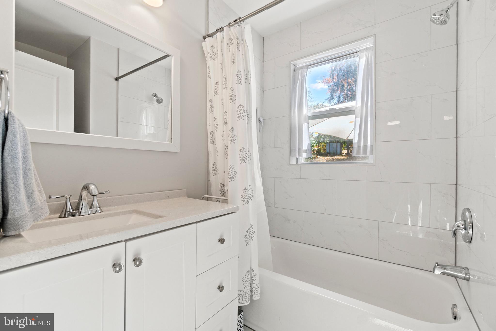 1116 Dryden Street Silver Spring, MD 20901 - Photo 11 of 28 Renovated bathroom