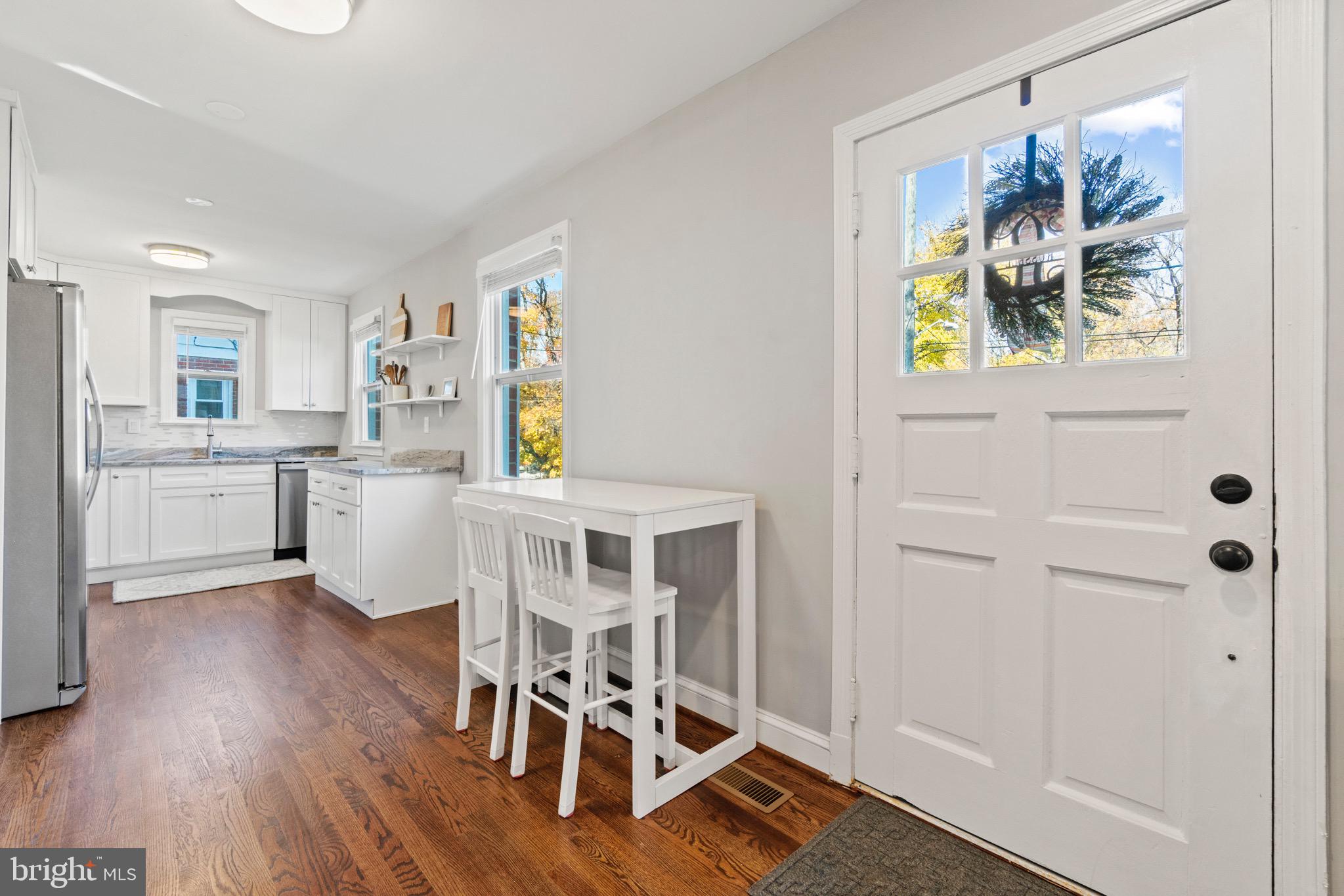 1116 Dryden Street Silver Spring, MD 20901 - Photo 5 of 28 Updated kitchen
