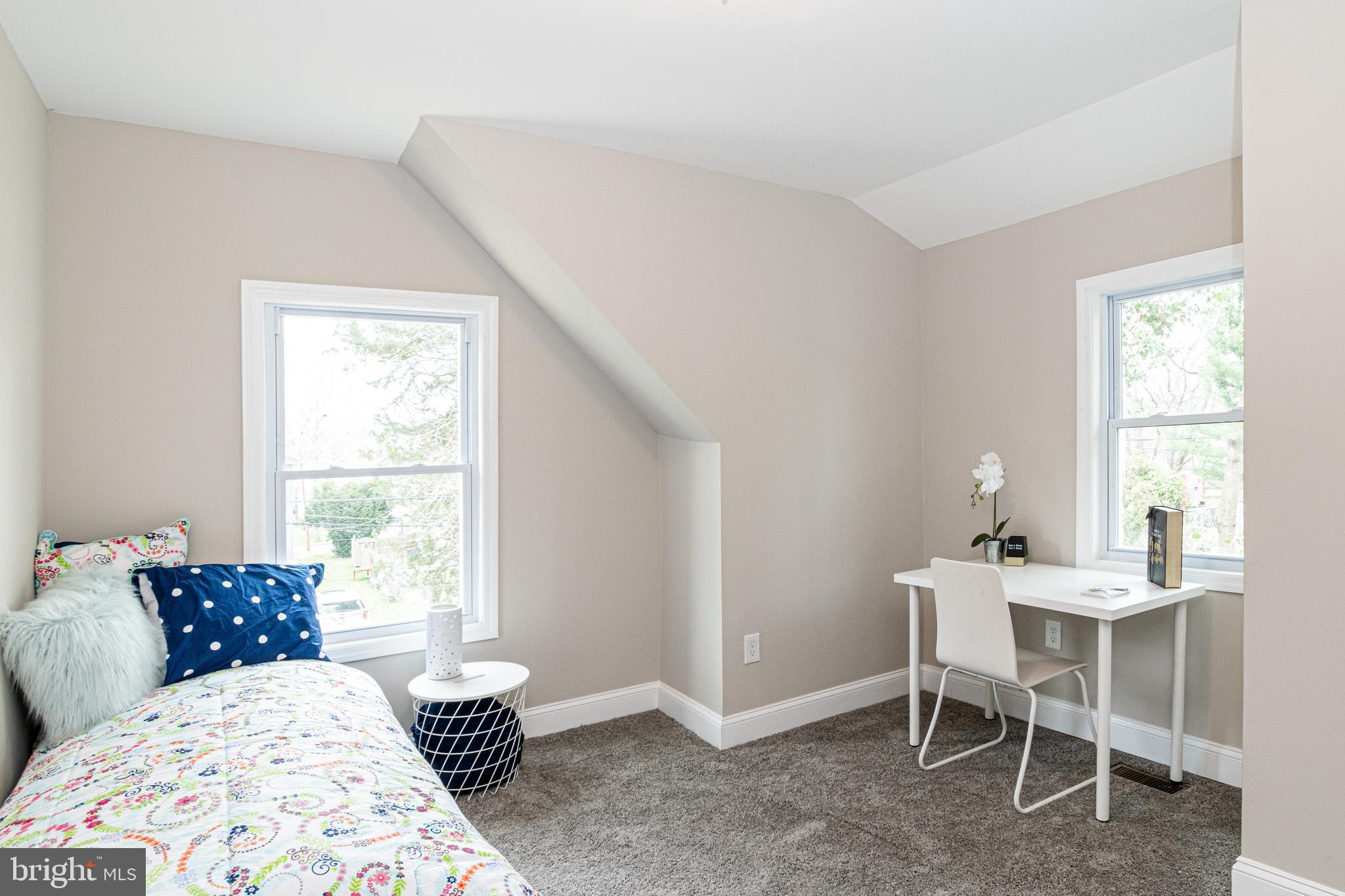 4302 Ridgewood Avenue Baltimore, MD 21215 - Photo 6 of 23 Gallery Image 6