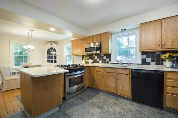 148 Sylvan Road Needham, MA 02492 - Photo 5 of 16