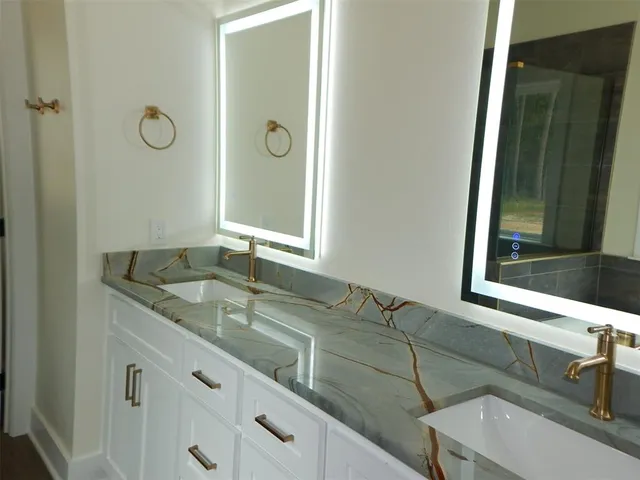 $579,900 | 121 Indian Rock Drive, Gilmer, TX 75645