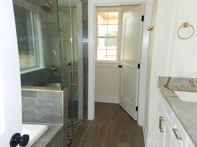 $579,900 | 121 Indian Rock Drive, Gilmer, TX 75645